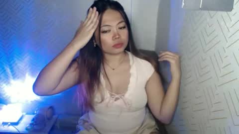 Snapshot of sweetlover_nicole chatting on May 19, 7:53 pm NICOLE online show from May 19, 7:53 pm