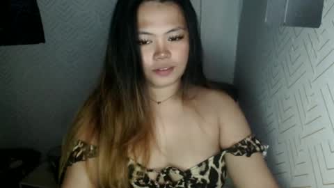 Snapshot of sweetlover_nicole chatting on June 23, 6:06 pm NICOLE online show from June 23, 6:06 pm