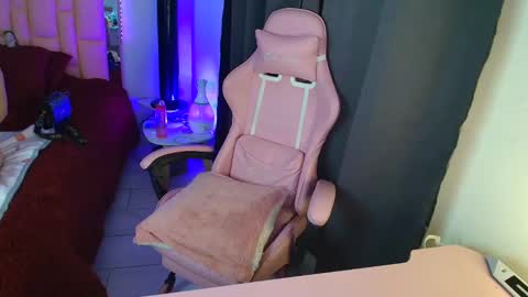 SweetLune online show from January 5, 1:24 am