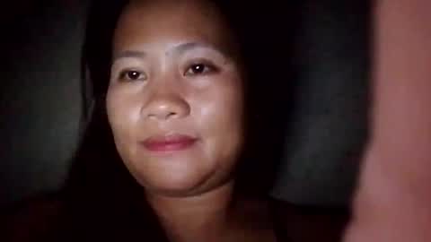 Snapshot of sweetmae32 chatting on June 27, 12:55 pm sweetmae32 online show from June 27, 12:55 pm