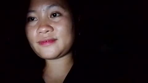 Snapshot of sweetmae32 chatting on July 20, 10:07 am sweetmae32 online show from July 20, 10:07 am