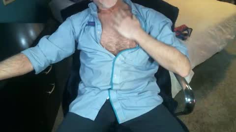 Snapshot of sweetman4a chatting on April 12, 2:33 pm Michael online show from April 12, 2:33 pm