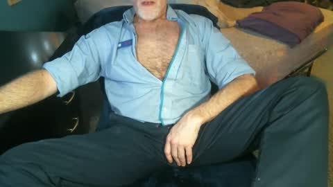 Snapshot of sweetman4a chatting on April 15, 1:29 pm Michael online show from April 15, 1:29 pm