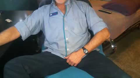 Snapshot of sweetman4a chatting on May 7, 3:28 pm Michael online show from May 7, 3:28 pm