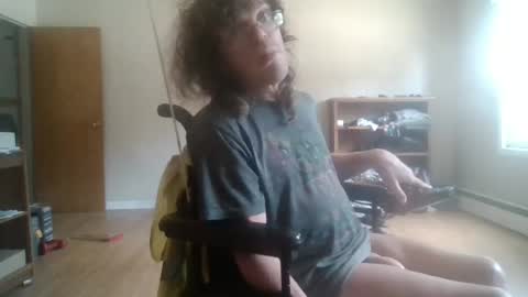 Snapshot of sweetman4u75 chatting on July 7, 6:01 pm Sweet Man online show from July 7, 6:01 pm