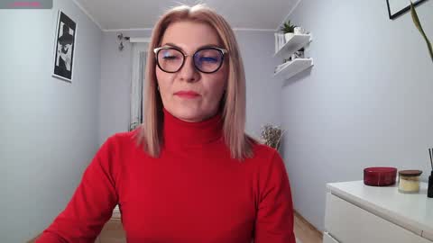 sweetmarthaaa online show from January 8, 11:32 am