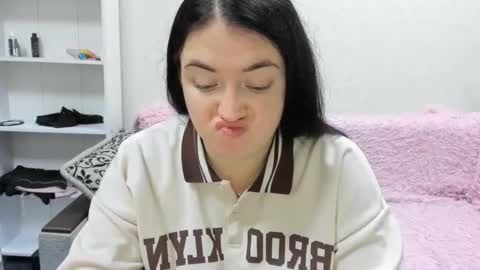 sweetmarylove online show from December 9, 9:28 am