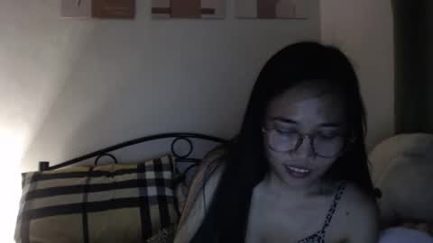 sweetmeeoowe_69 online show from March 18, 7:17 pm