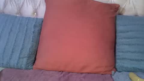 Snapshot of sweetmellowx1 chatting on February 16, 8:55 pm sweetmellowx1 online show from February 16, 8:55 pm