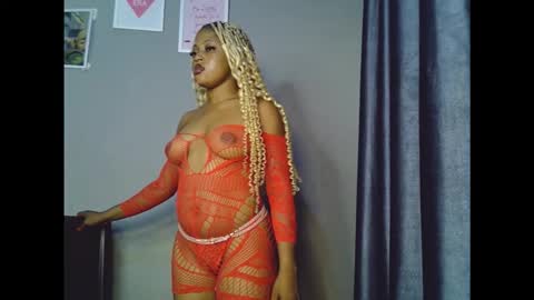 sweetmila9 online show from February 20, 5:48 am