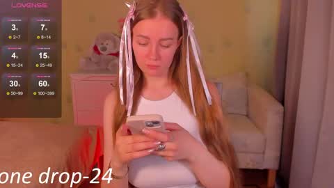 Swetmilkis online show from May 20, 9:26 am
