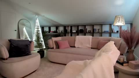 Nicole online show from July 11, 4:37 am