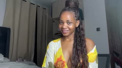 Snapshot of sweetnia754136 chatting on July 13, 9:06 pm sweetnia754136 online show from July 13, 9:06 pm