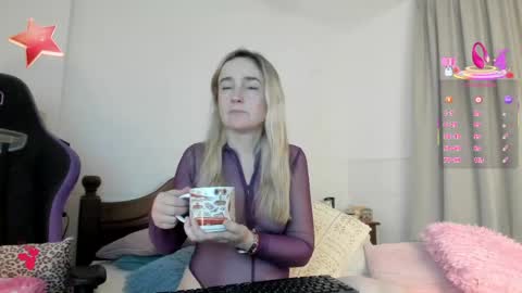 Sweetnina online show from May 11, 8:50 pm