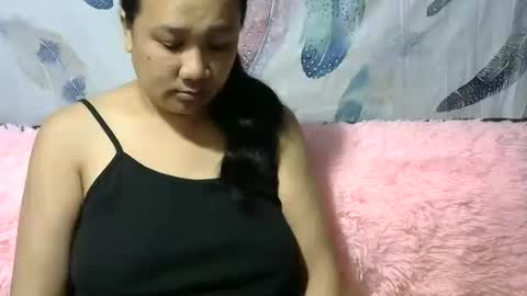 Snapshot of sweetnipples1987 chatting on May 5, 9:34 pm sweetnipples1987 online show from May 5, 9:34 pm