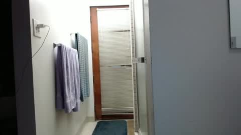 Snapshot of sweetnissapril chatting on February 3, 7:40 am April online show from February 3, 7:40 am