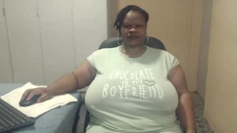 sweetnoziexxx online show from September 21, 1:51 am