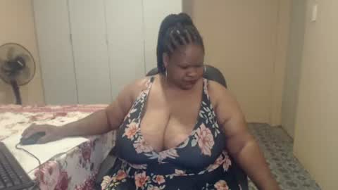 sweetnoziexxx online show from January 19, 5:11 am