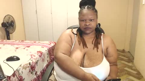 Snapshot of sweetnoziexxx chatting on June 27, 5:12 am sweetnoziexxx online show from June 27, 5:12 am
