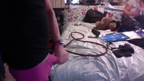 WeAim2PZzz online show from December 9, 8:00 am