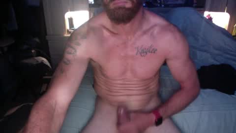 WeAim2PZzz online show from December 22, 11:11 am