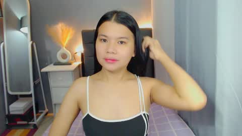 Snapshot of sweetnwildts chatting on May 5, 3:14 am Ghena online show from May 5, 3:14 am
