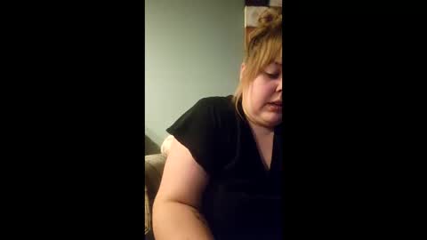 Snapshot of sweetpea6869 chatting on April 13, 7:36 am babygirl online show from April 13, 7:36 am