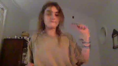Snapshot of sweetpeach232323 chatting on January 20, 2:11 am sweetpeach232323 online show from January 20, 2:11 am