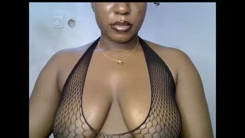 LILY BRANDY online show from July 7, 8:24 pm