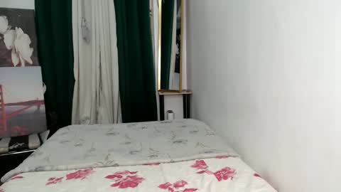 sweetpie asian online show from December 6, 4:06 pm