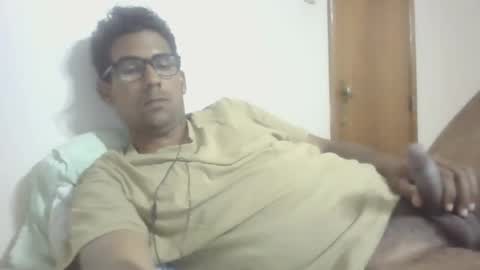 Snapshot of sweetpinga94 chatting on April 11, 9:41 pm lapinga94 online show from April 11, 9:41 pm