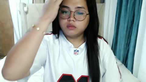 Princess Ella online show from March 4, 6:04 am