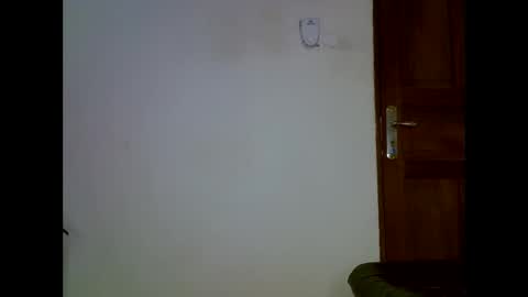 Snapshot of sweetrenne chatting on January 22, 5:05 am sweetrenne online show from January 22, 5:05 am