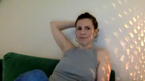sweetriddance online show from May 4, 11:56 pm