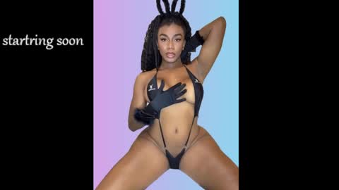 Snapshot of sweetsarafoxxx chatting on June 3, 10:59 pm Sara Sofia Libra online show from June 3, 10:59 pm