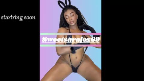 Snapshot of sweetsarafoxxx chatting on June 7, 7:23 am Sara Sofia Libra online show from June 7, 7:23 am