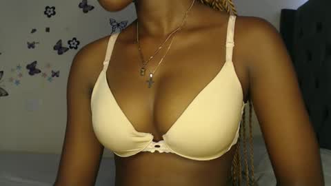 Snapshot of sweetsinxx1 chatting on September 9, 11:21 am Sweetsinxx1 online show from September 9, 11:21 am