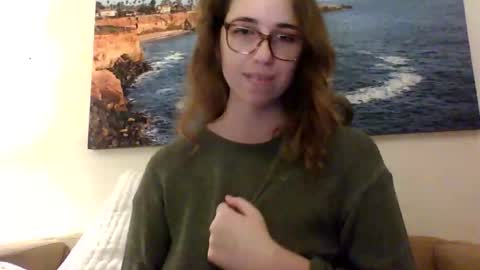 Snapshot of sweetsocalgirl chatting on December 14, 5:57 am sweetsocalgirl online show from December 14, 5:57 am