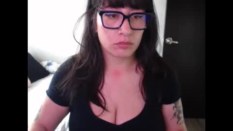Snapshot of sweetsophie7 chatting on May 26, 6:26 pm Sophie online show from May 26, 6:26 pm