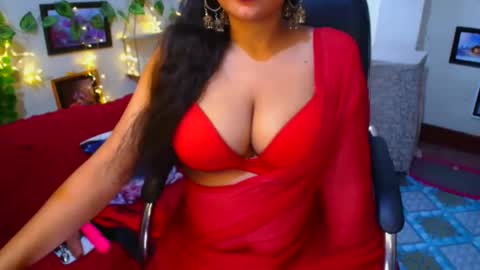 Snapshot of sweetsour18 chatting on November 2, 4:59 am SweetSour online show from November 2, 4:59 am