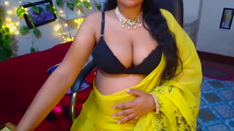 Snapshot of sweetsour18 chatting on December 21, 1:46 am SweetSour online show from December 21, 1:46 am