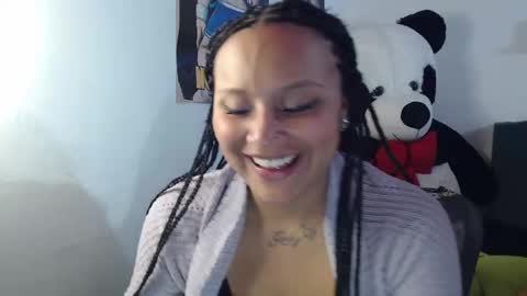 Snapshot of sweett_candy1 chatting on May 18, 8:36 pm sweett_candy1 online show from May 18, 8:36 pm