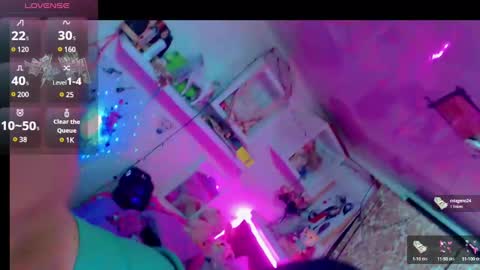 Snapshot of sweett_martina chatting on January 11, 5:20 am martina online show from January 11, 5:20 am