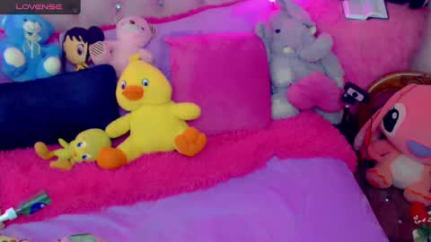 Snapshot of sweett_martina chatting on March 5, 2:36 am martina online show from March 5, 2:36 am