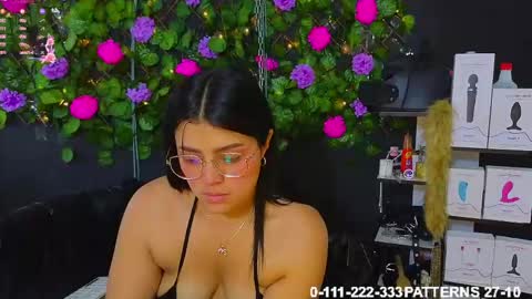 Molly -  INDEPENDENT MODEL online show from April 21, 4:45 pm