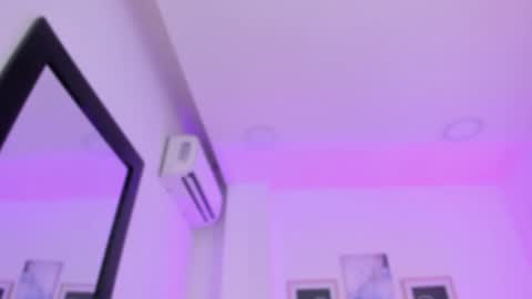 Snapshot of sweettammy_ chatting on December 10, 8:05 pm Tammy online show from December 10, 8:05 pm