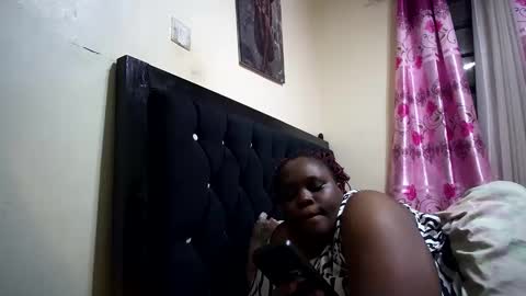 PEACHES online show from February 3, 9:53 pm