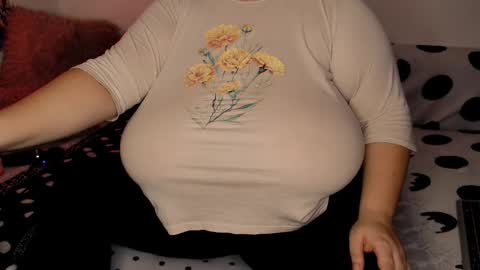 Maya online show from November 23, 6:13 am