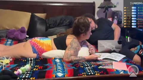 sweettreatz26 online show from May 22, 4:41 am