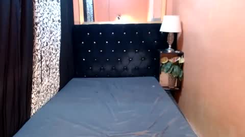 Snapshot of sweettrixiee chatting on July 20, 7:38 pm Ms trixiee online show from July 20, 7:38 pm